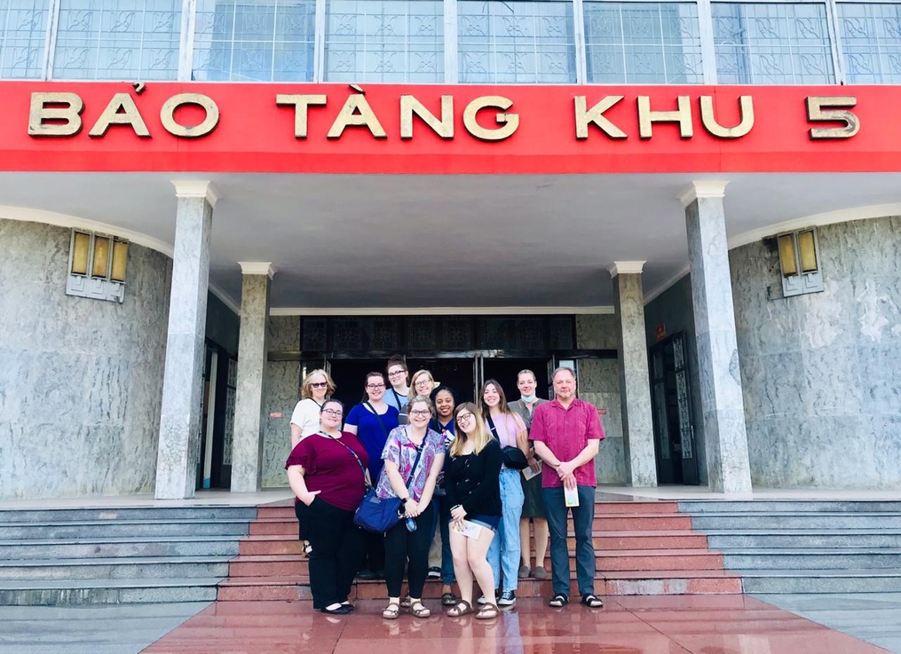 RN to BSN students outside Duy Tan University